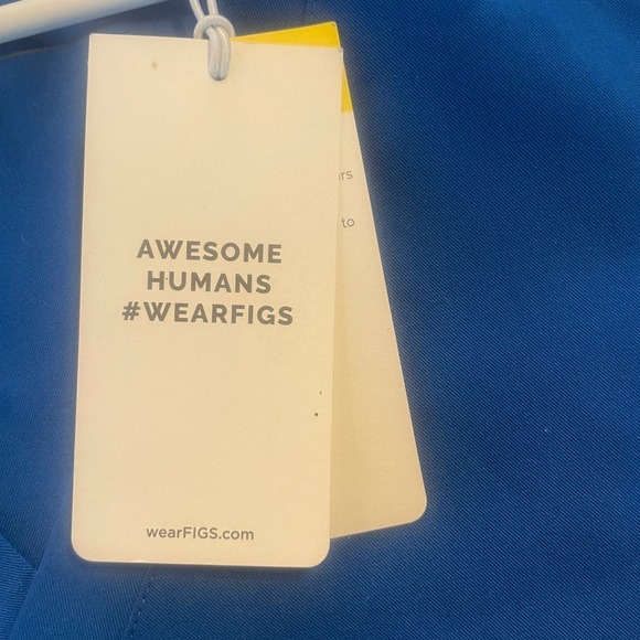 NWT FIGS Technical Collection Catarina One-Pocket Scrub Top - Picture 11 of 16